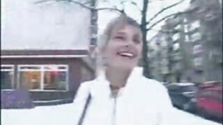 Porno russo: Angelina Doroshenkova impara a video gratis di milf nuotare.